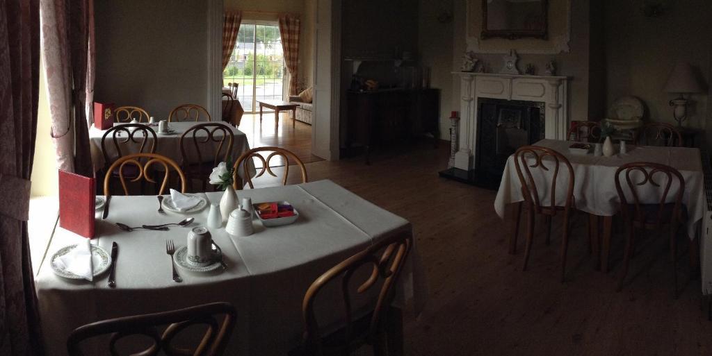 Deerpark Manor Bed And Breakfast Swinford Exteriör bild