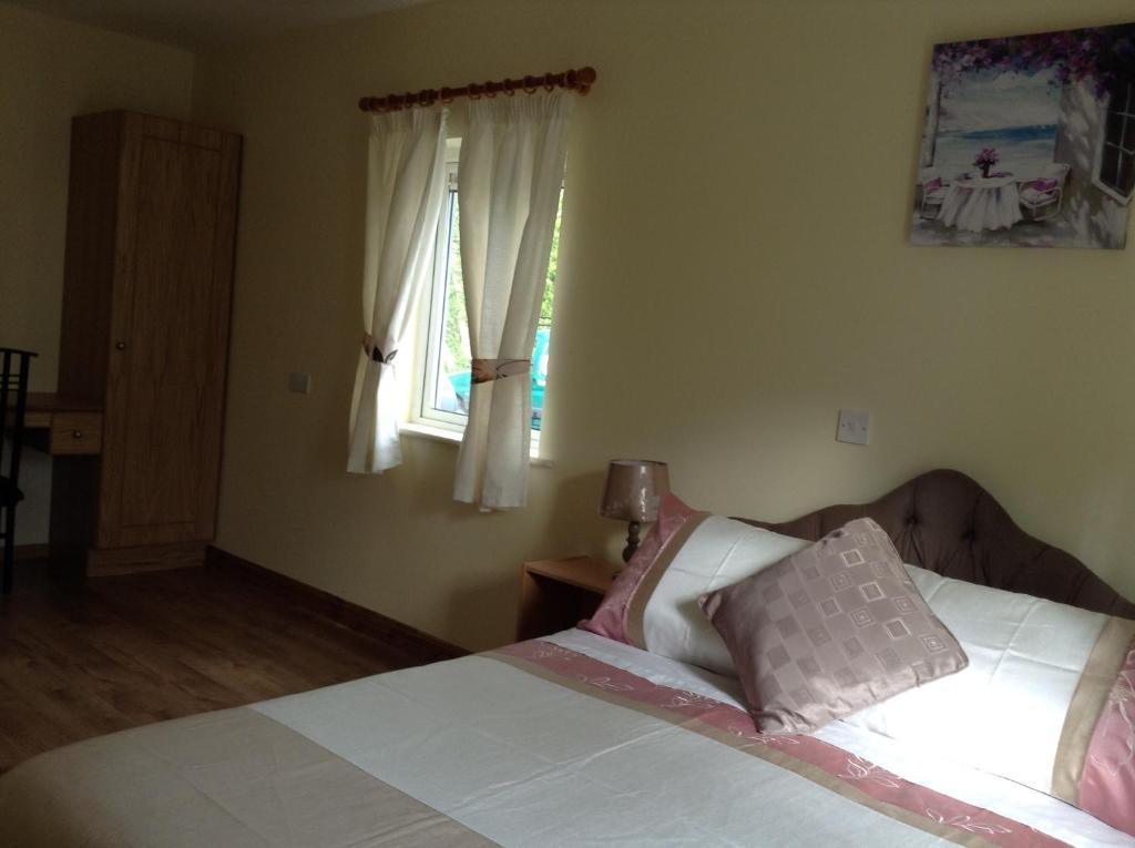 Deerpark Manor Bed And Breakfast Swinford Exteriör bild